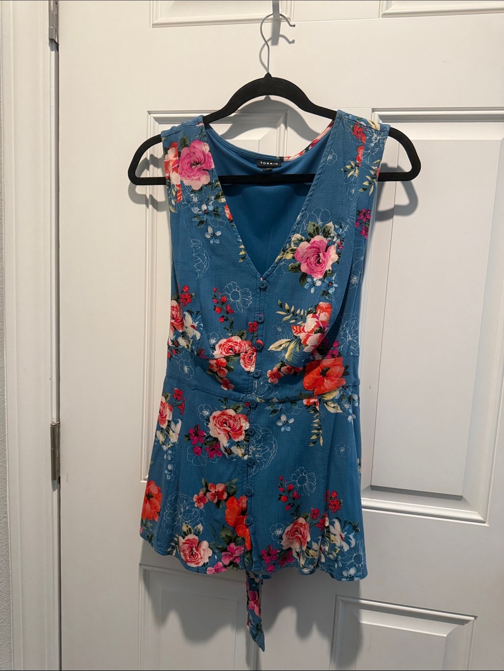 TORRID Blue Floral V-Neck Sleeveless Romper